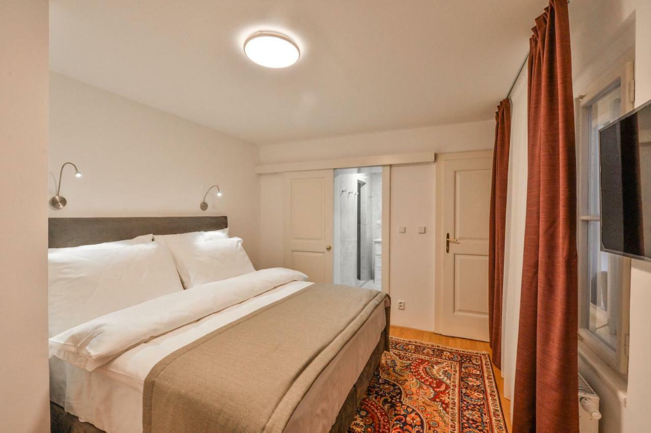 Romantic Apartment Prague Near Charles Bridge Eksteriør bilde