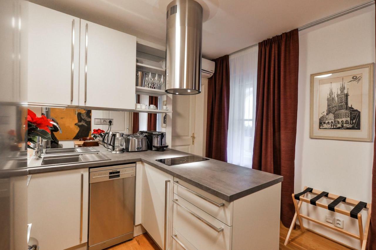Romantic Apartment Prague Near Charles Bridge Eksteriør bilde