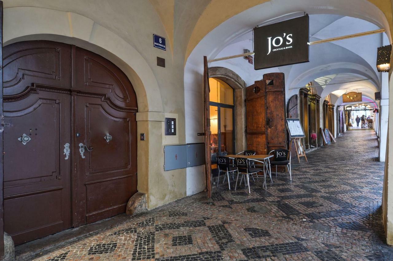 Romantic Apartment Prague Near Charles Bridge Eksteriør bilde